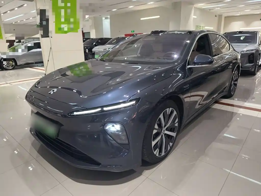 NIO ET7