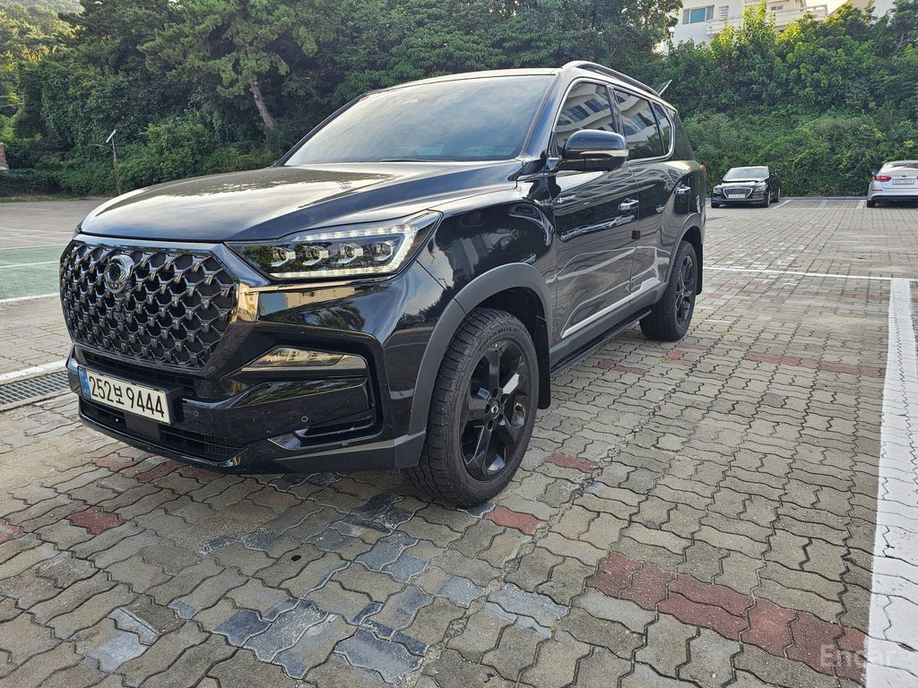 KG Mobility Rexton