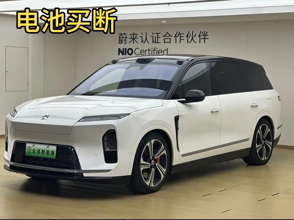 NIO ES8