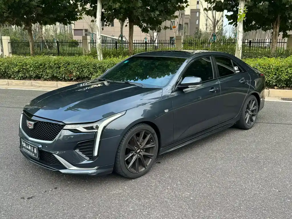 Cadillac CT4
