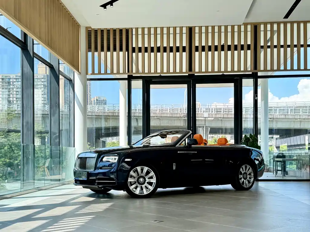 Rolls-Royce Dawn