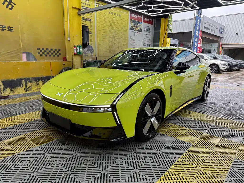 Xpeng P7