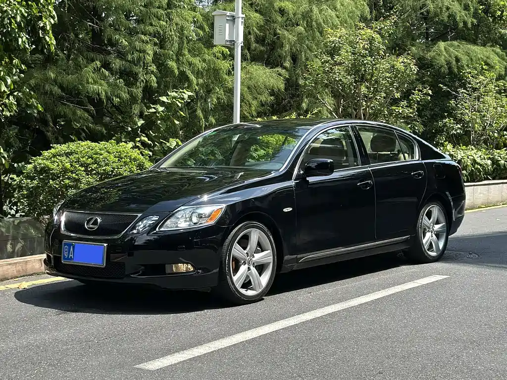 Lexus GS