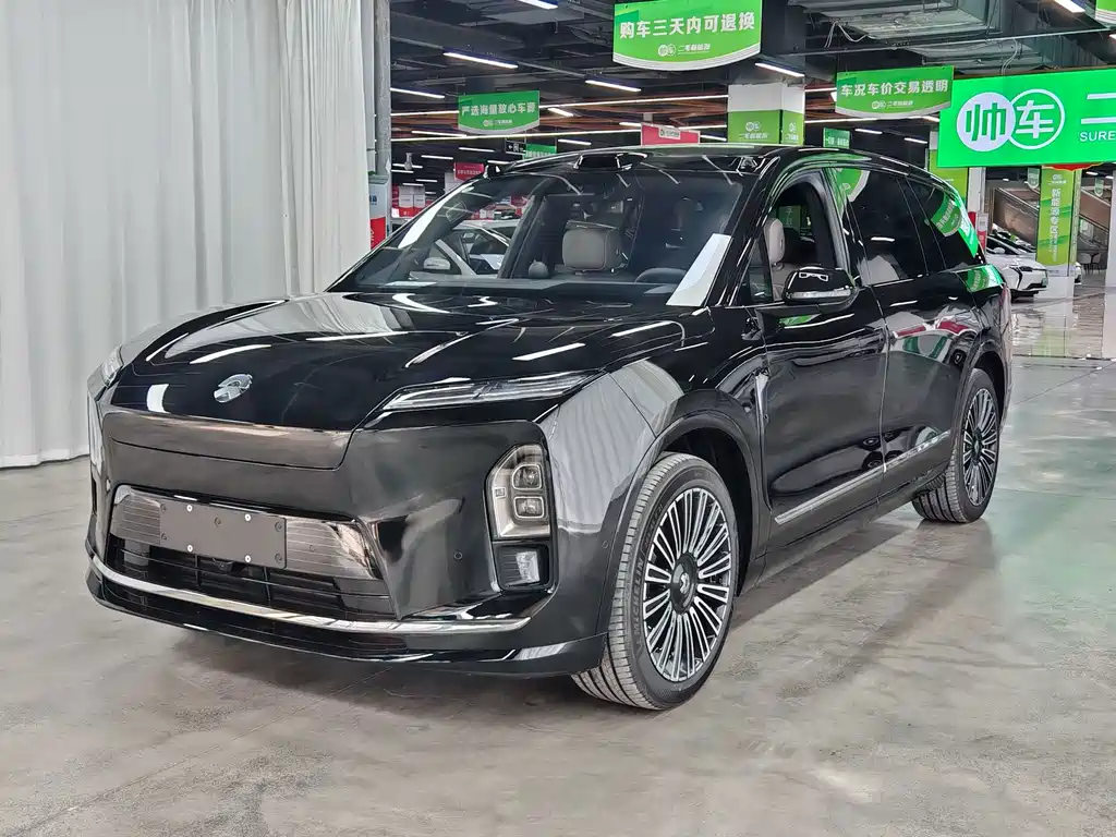 NIO ES8