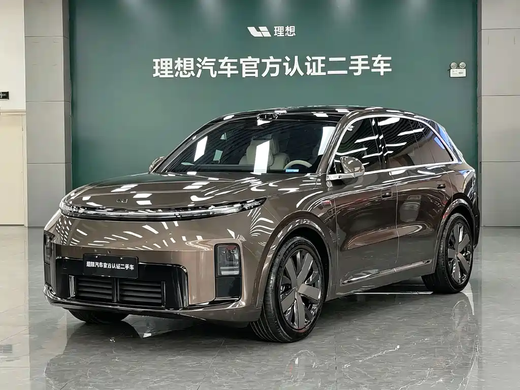 Li Auto L8