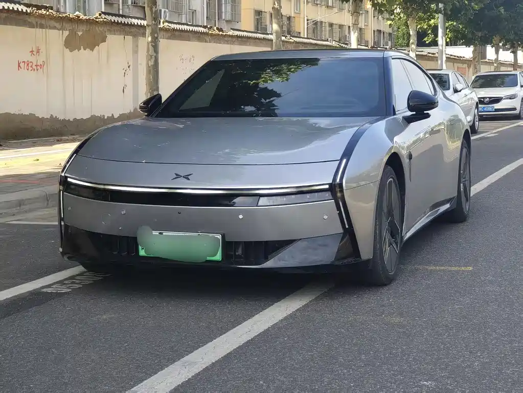 Xpeng P7