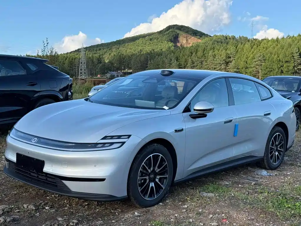 Changan A06
