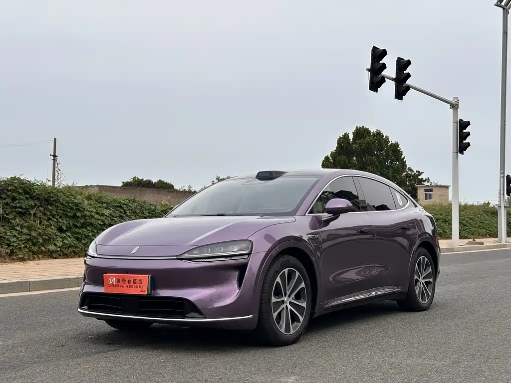 Luxeed R7