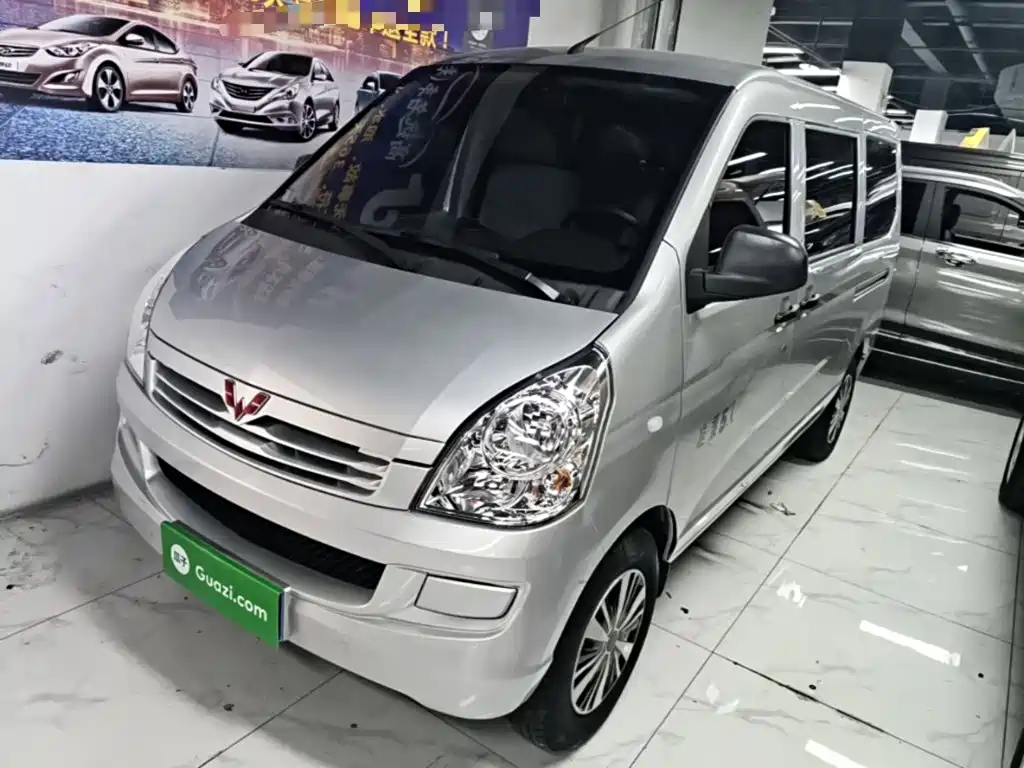 Wuling RongguangS