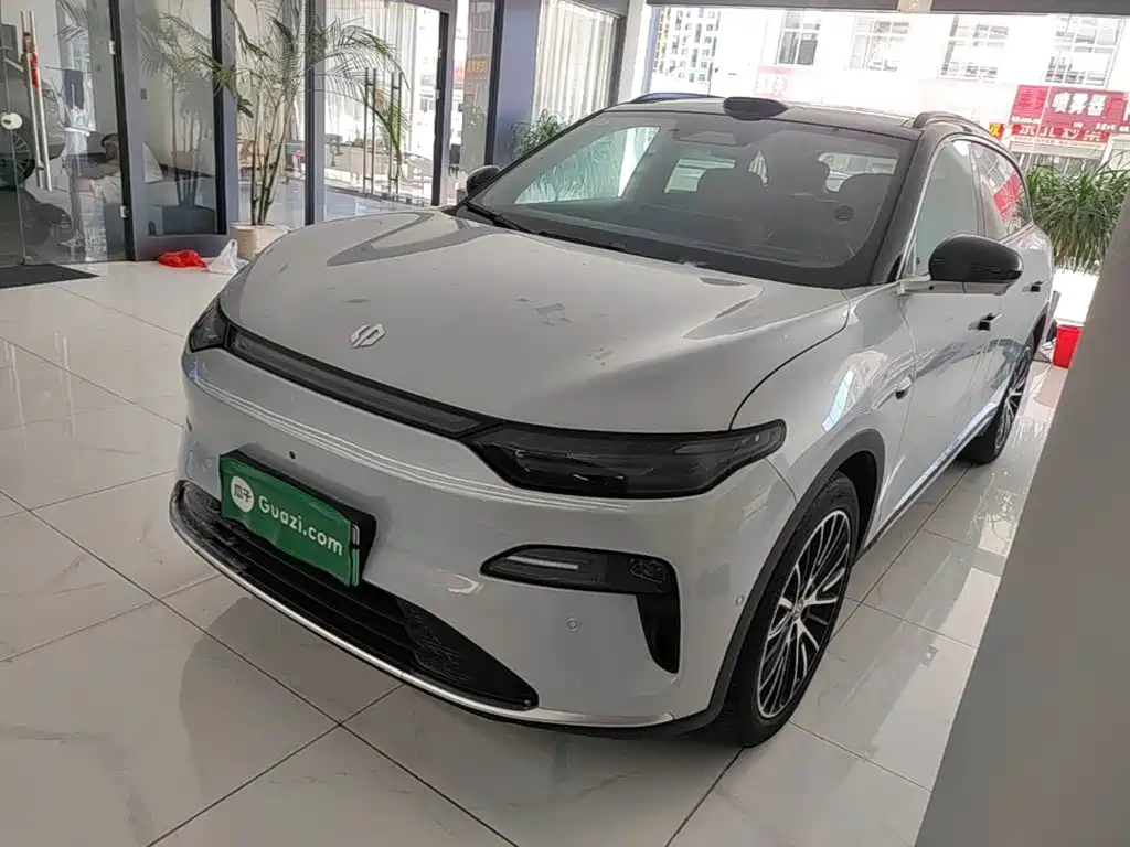 Leapmotor C11