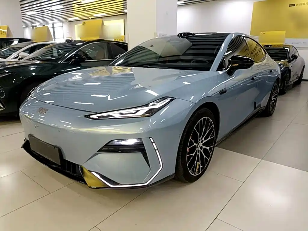 Geely Galaxy Galaxy E8