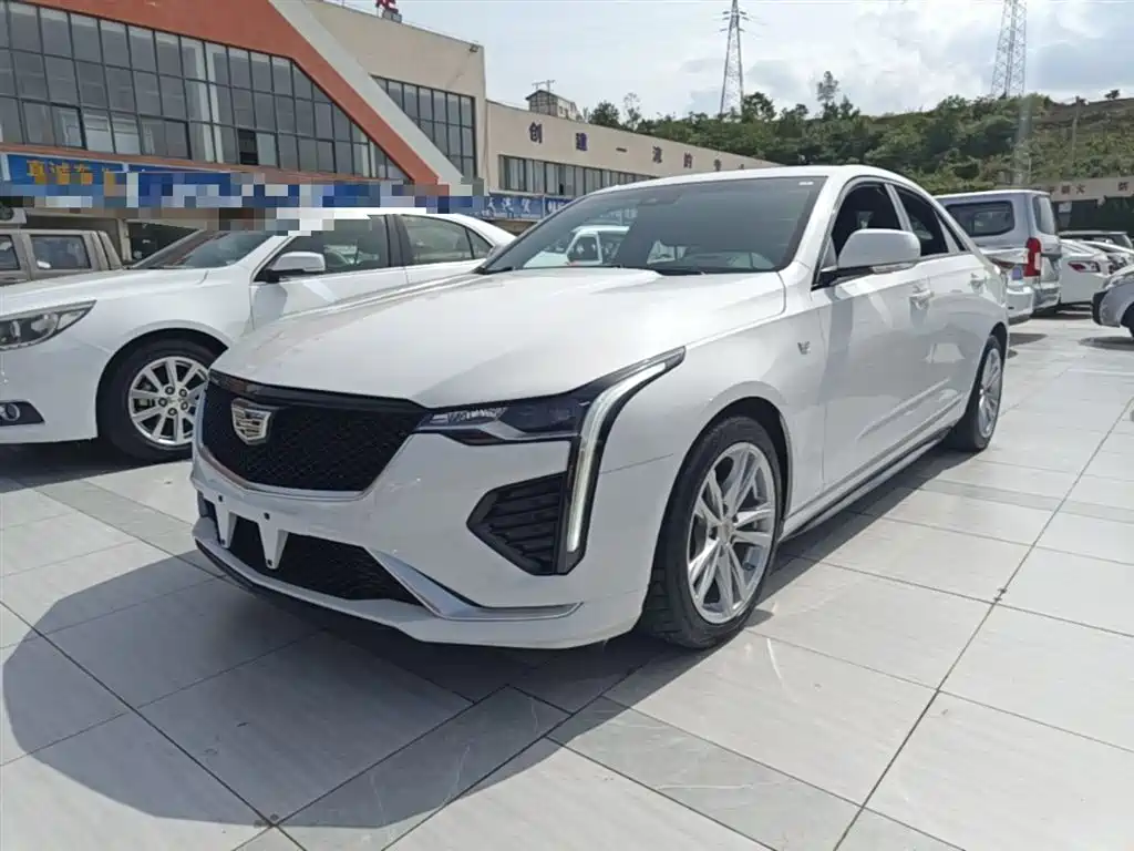 Cadillac CT4