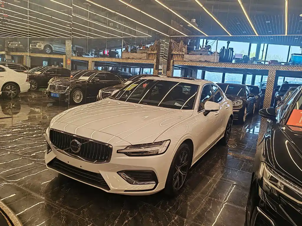 Volvo S60