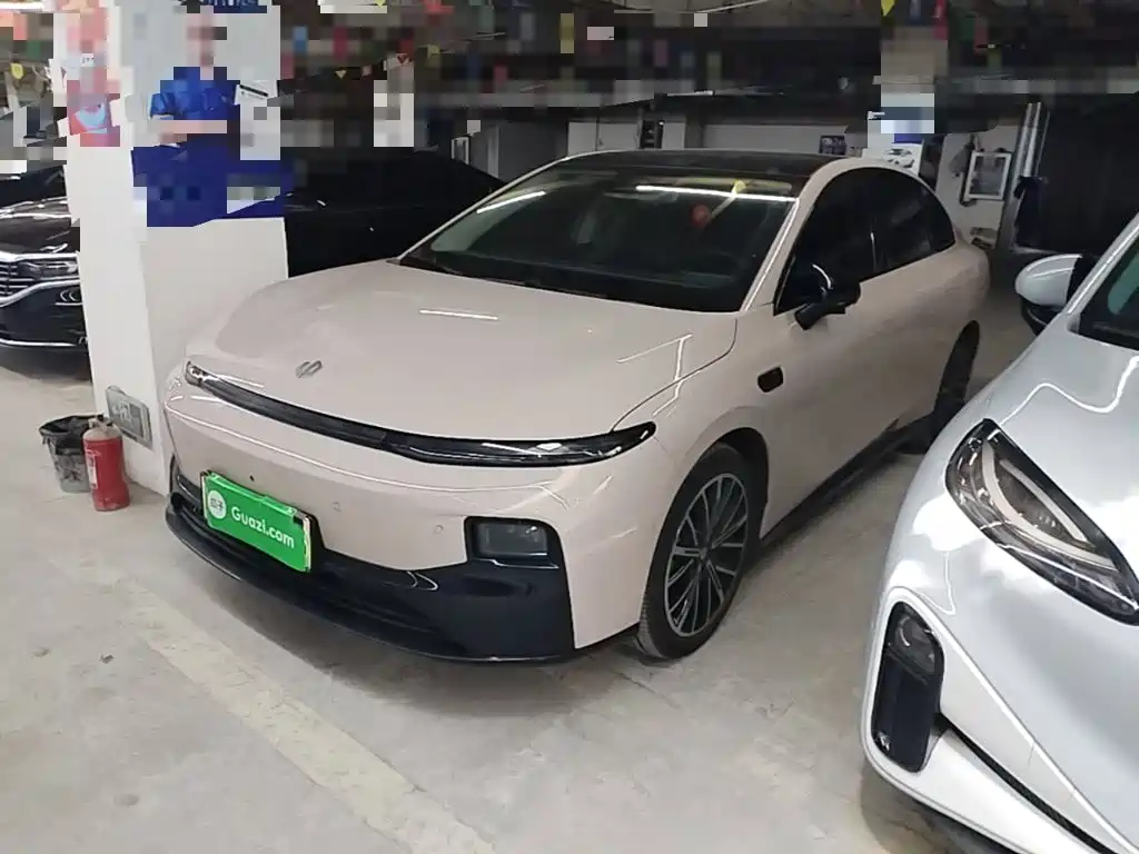 Leapmotor B01
