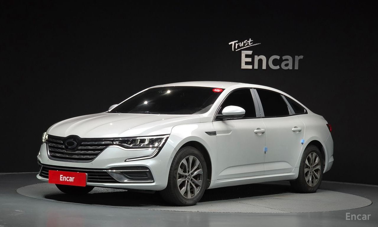 Renault SM6