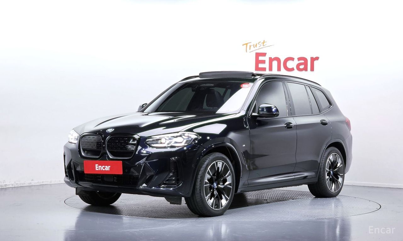 BMW iX3