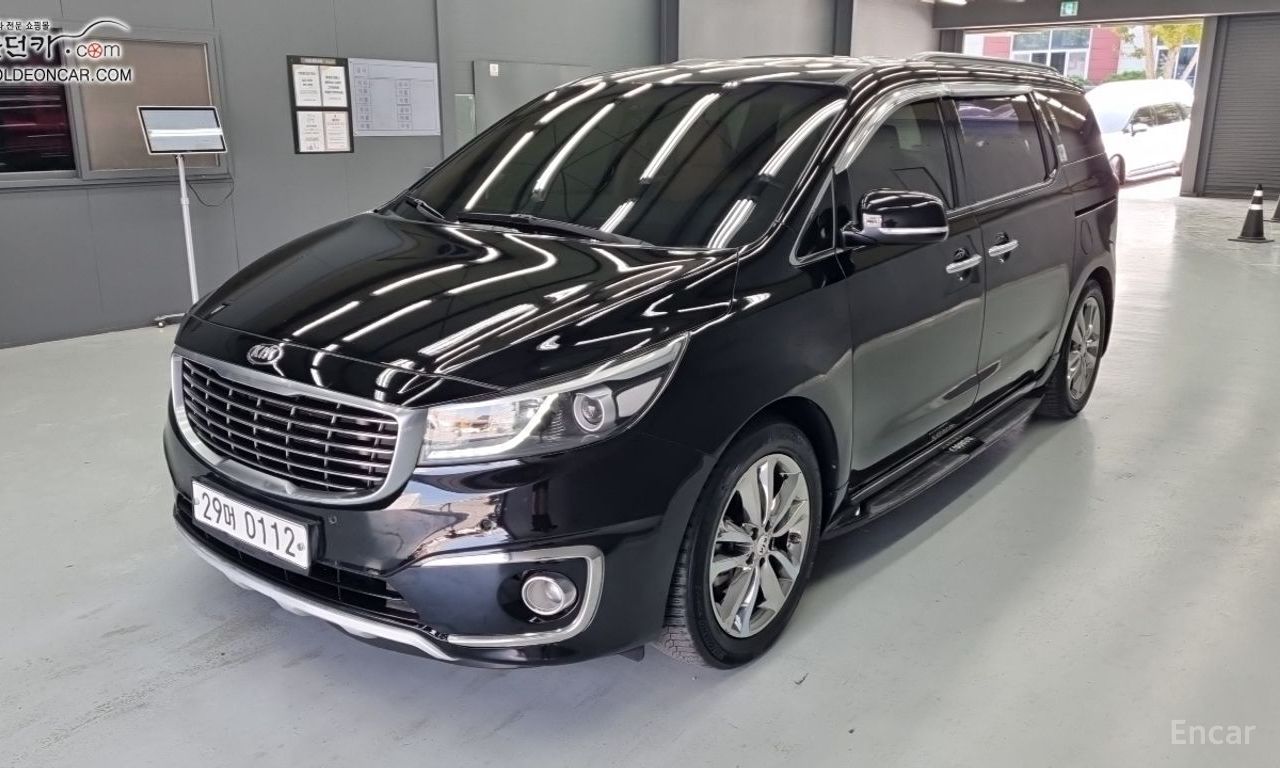 Kia Carnival