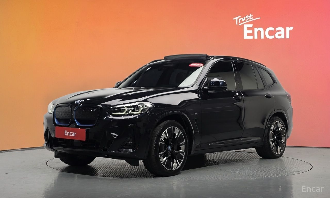 BMW iX3