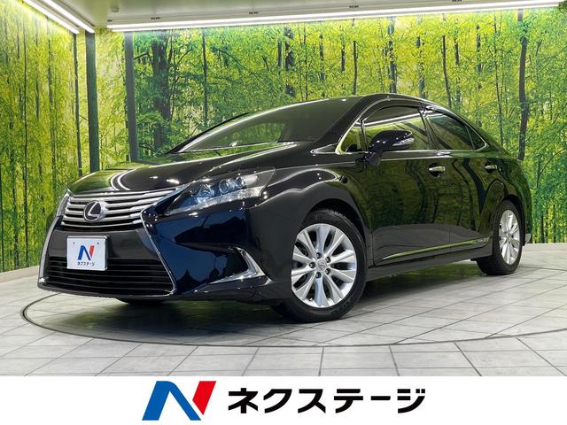 Lexus HS