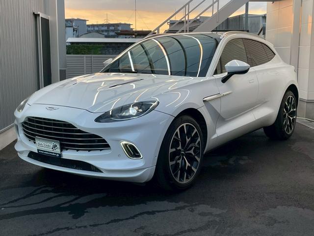 Aston Martin DBX