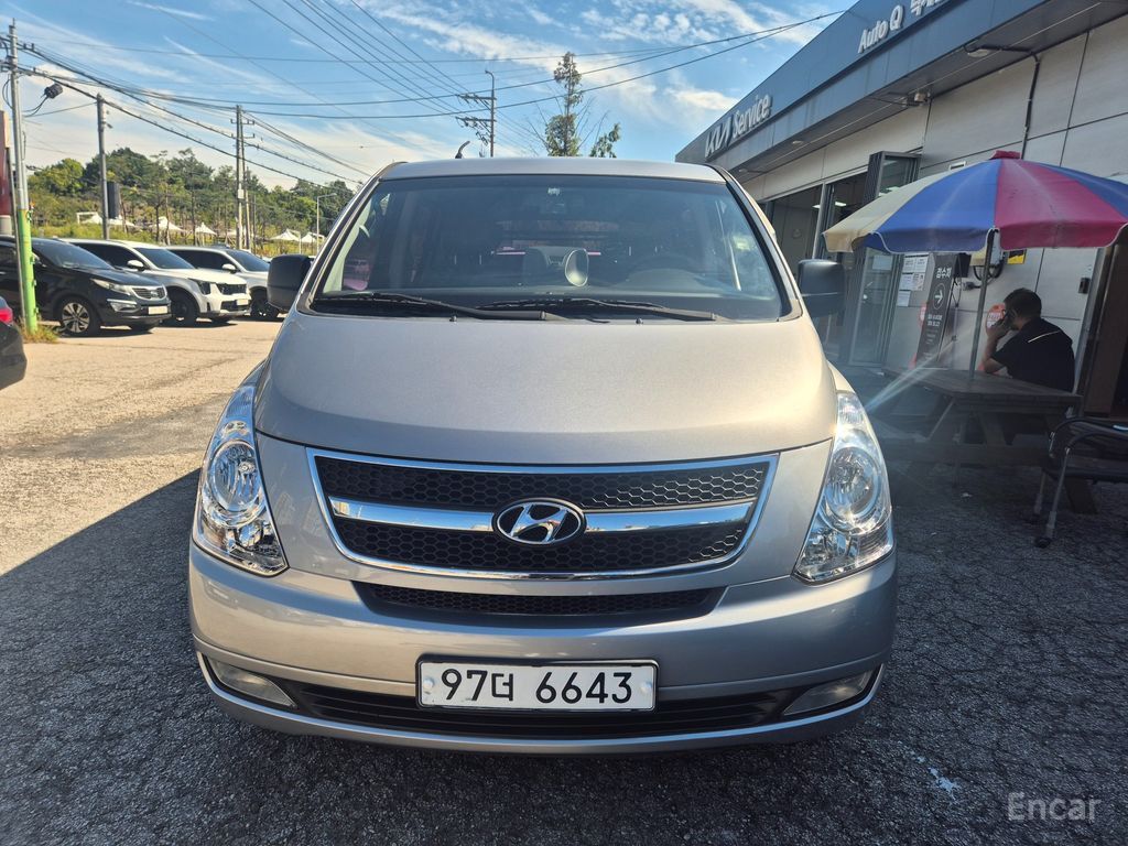 Hyundai Grand Starex