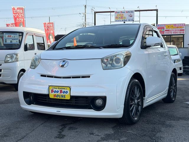 Toyota iQ