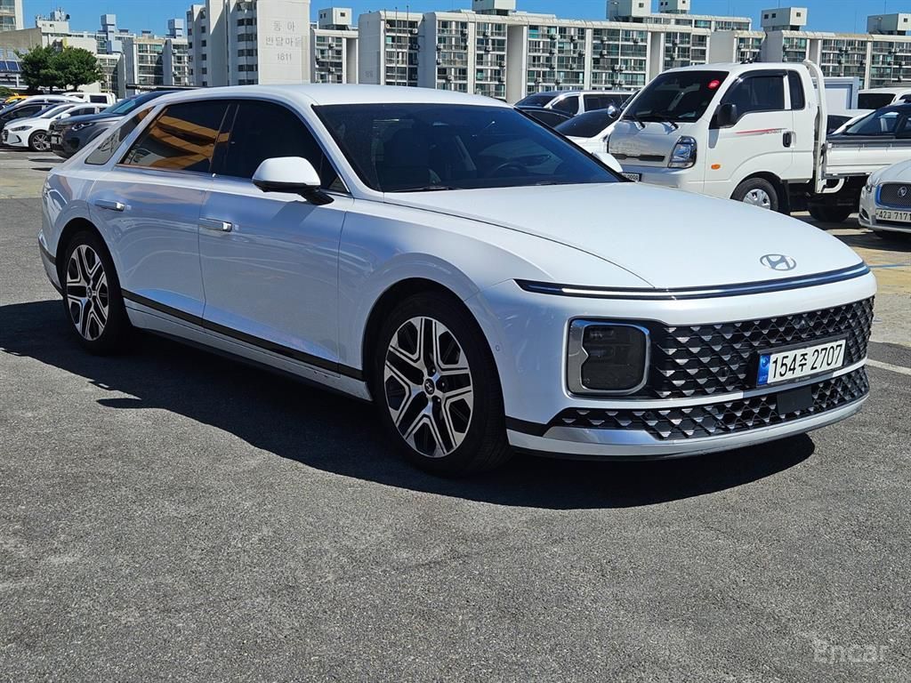 Hyundai Grandeur hybrid