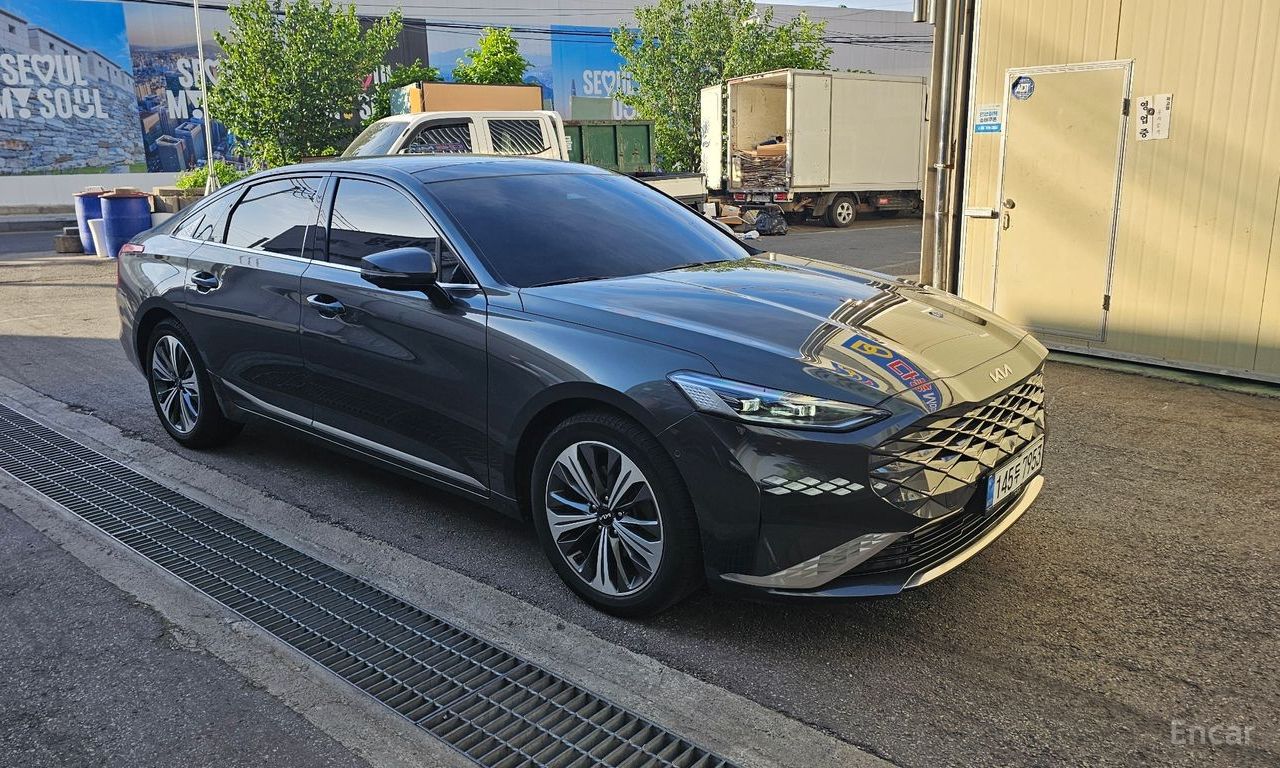 Kia K8