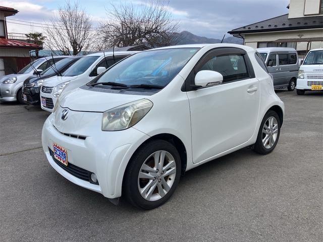 Toyota iQ