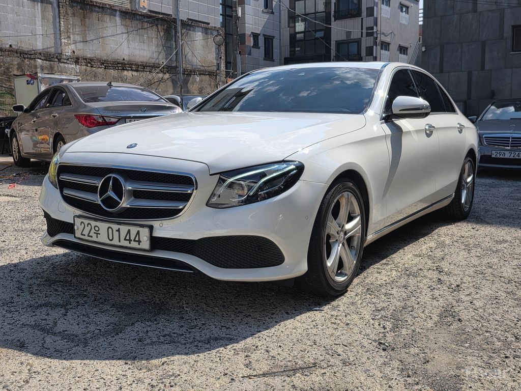 Mercedes-Benz E-Class W213