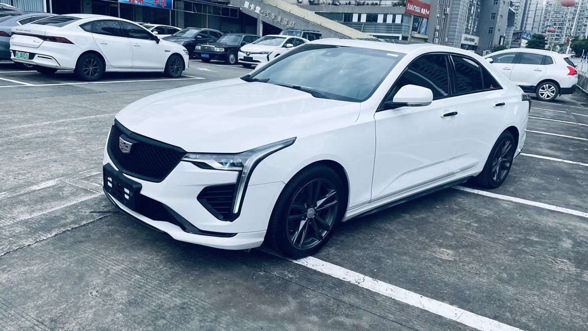 Cadillac CT4