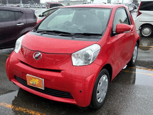 Toyota iQ