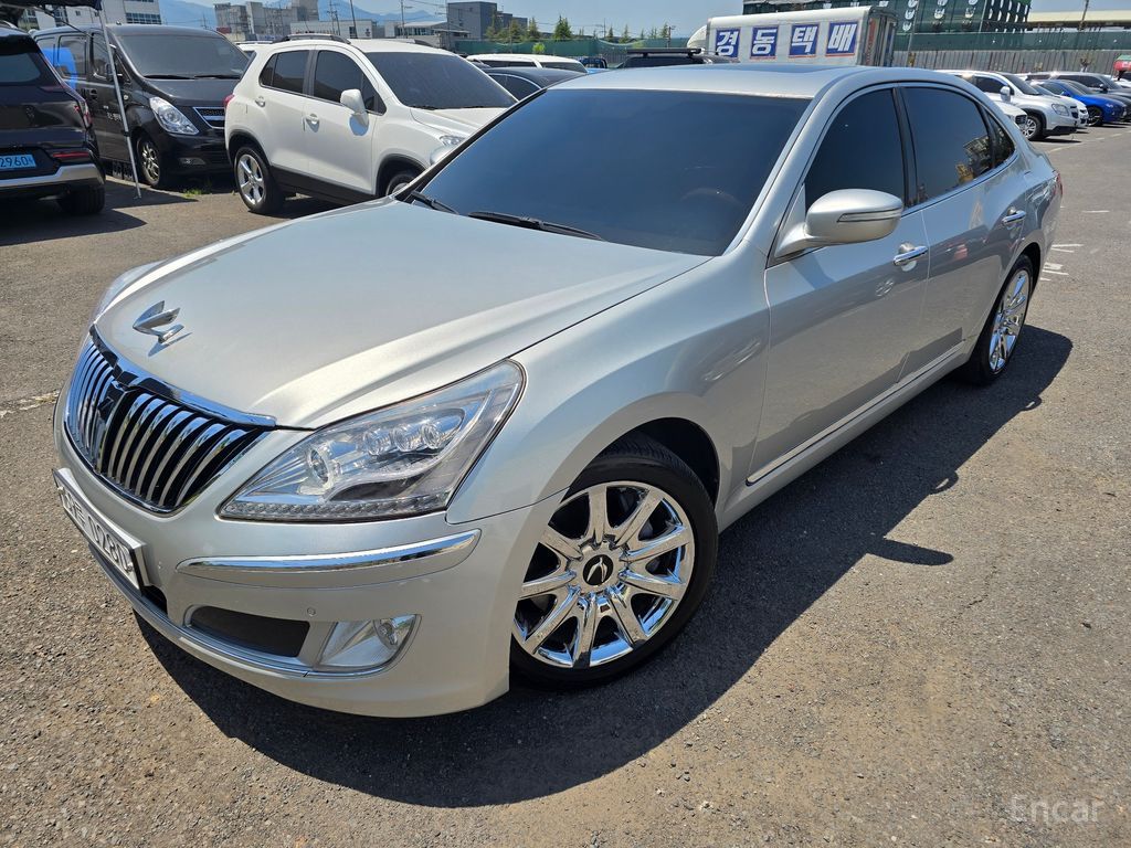 Hyundai Equus