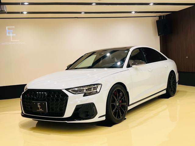 Audi S8