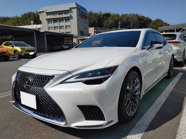 Lexus LS