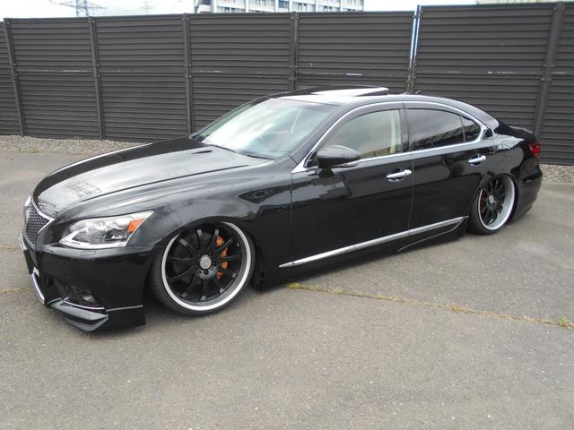 Lexus LS