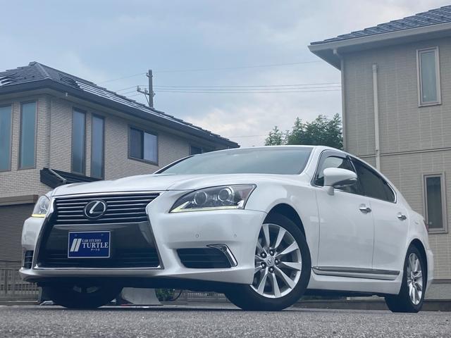 Lexus LS