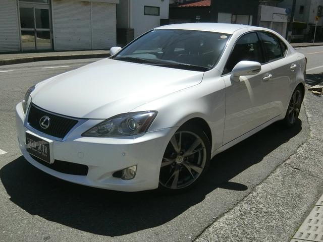 Lexus IS