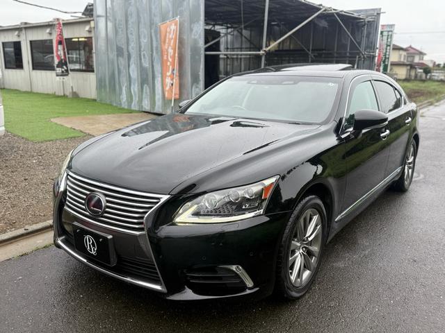 Lexus LS