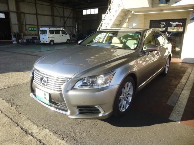 Lexus LS
