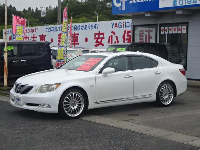 Lexus LS