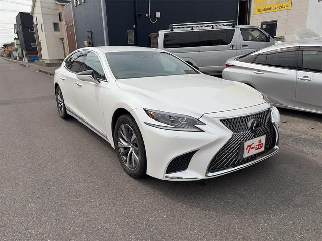 Lexus LS
