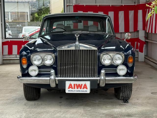 Rolls-Royce Silver Shadow