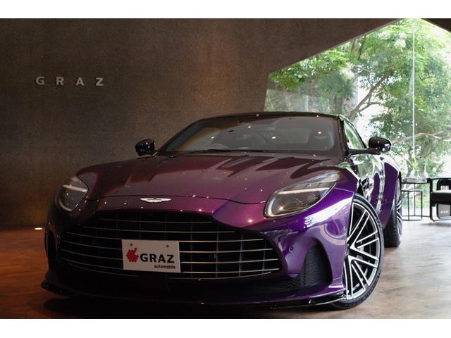 Aston Martin DB12