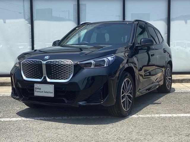 BMW iX1