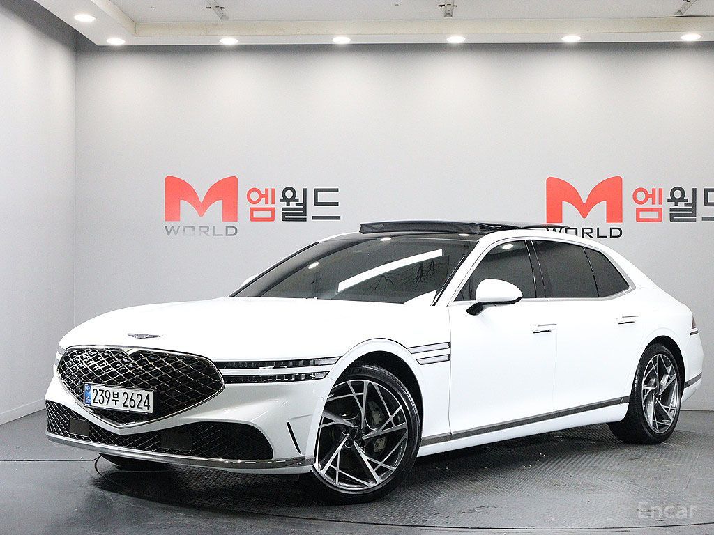 Genesis G90