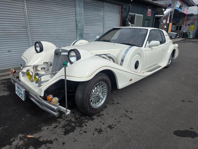 Mitsuoka Le-Seyde