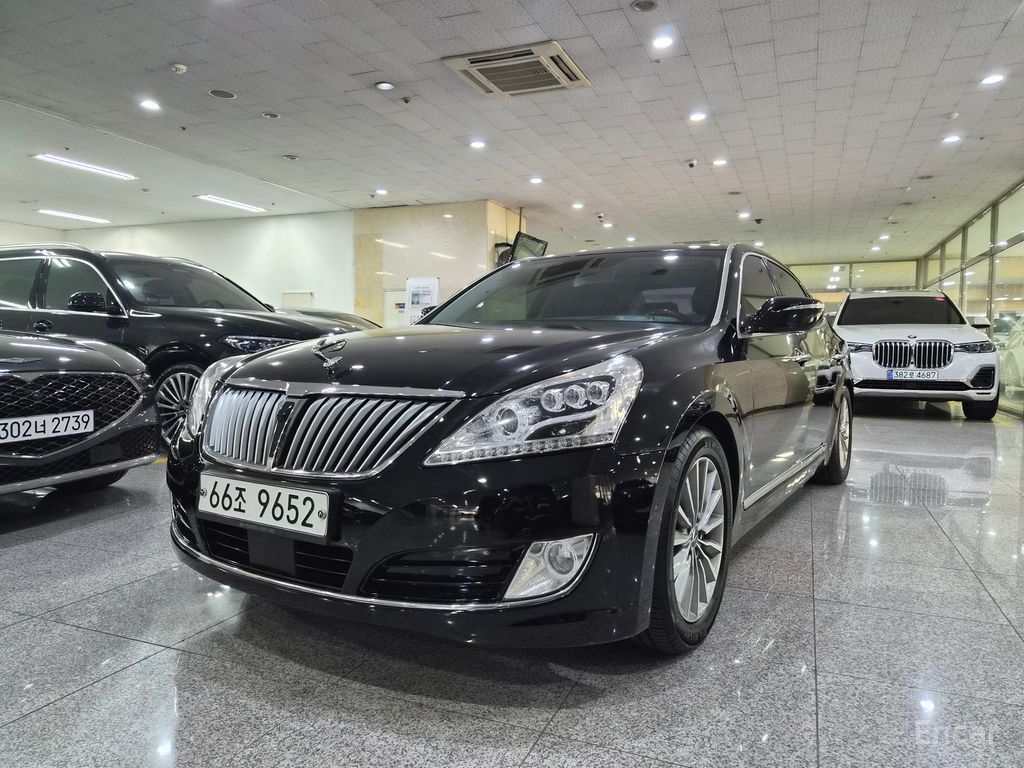 Hyundai Equus