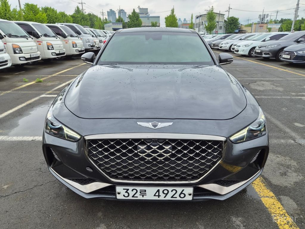 Genesis G70