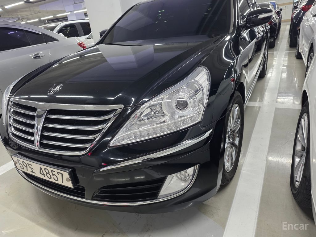 Hyundai Equus